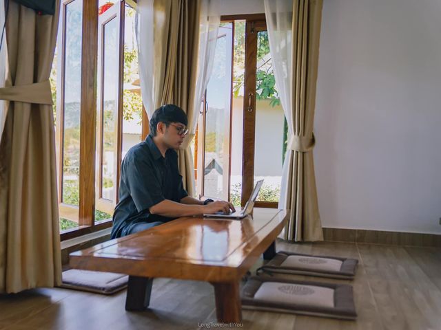 พักผ่อนสบายๆในไร่ชา ณ บ้านรักไทย