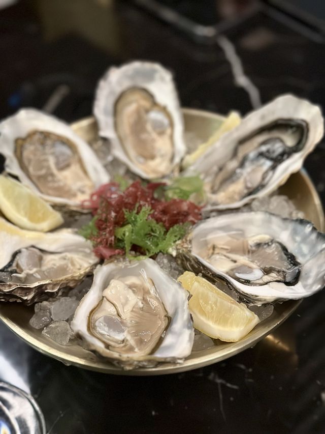。拿玻里風味薄餅。