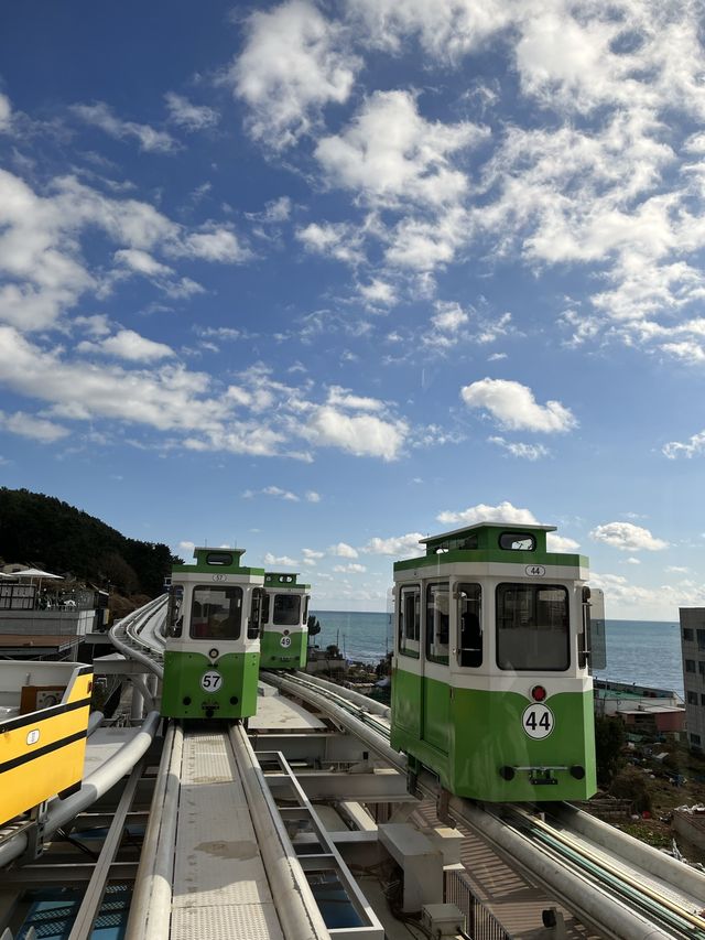 해운대가면 꼭 타야할 바다열차 ‘해운대블루라인파크‘