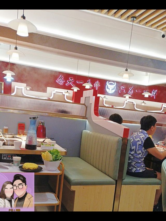 人均$70RMB 新開於皇庭廣場一人一鍋! 新鮮牛肉每天屠宰🫣❤️ 人均$70RMB 新開於皇庭廣場一人一鍋! 新鮮牛肉每天屠宰🫣❤️