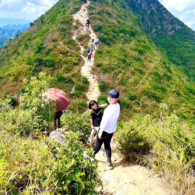 A Tranquil Haven: Jiulong Lake Huadu Hike