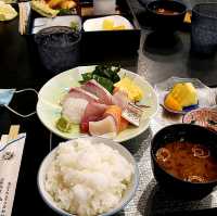 可愛い彼女とラブラブ旅行