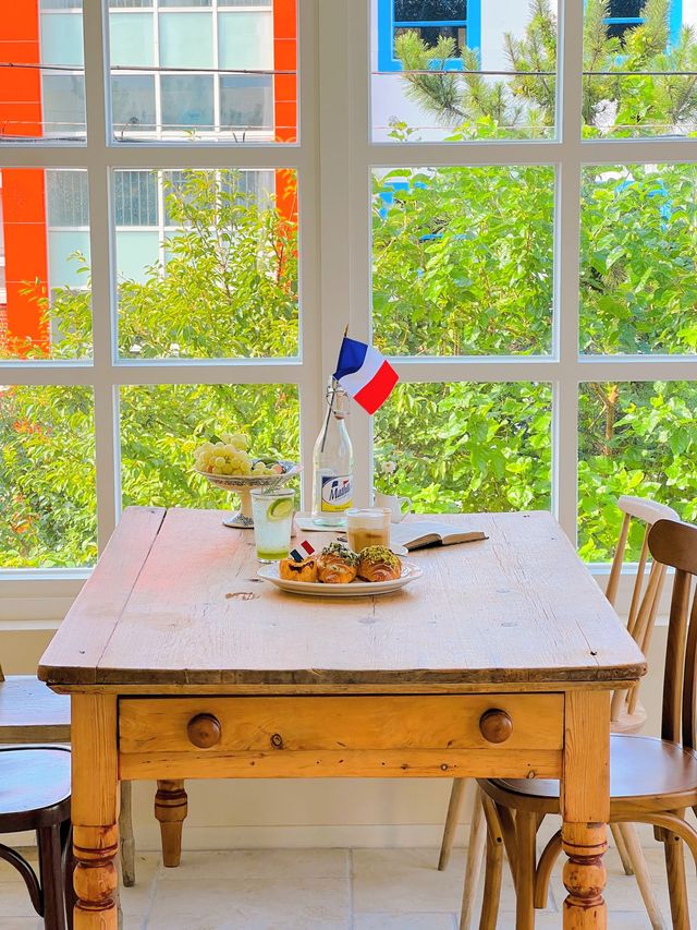 영도에 생긴 파리감성 카페 브레드밋파리🥐