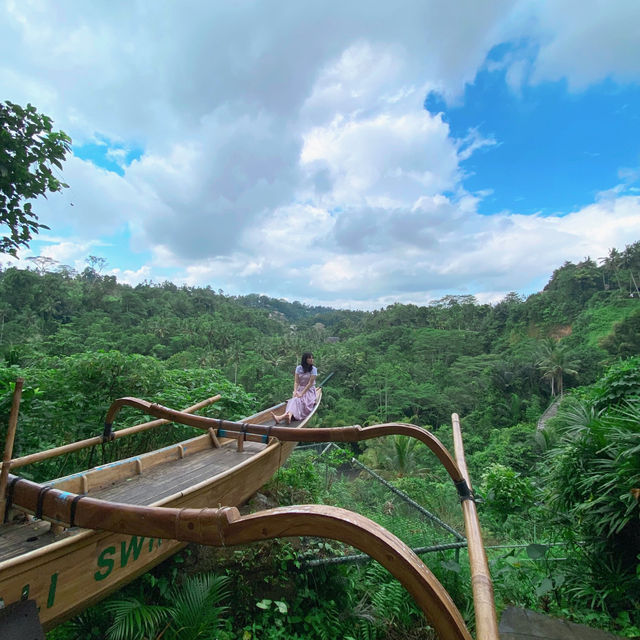 バリ🇮🇩インスタ映え📸大自然の中でブランコ バリスウィング