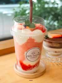 คาเฟ่มินิมอลมินิใจน่ารักอบอุ่น