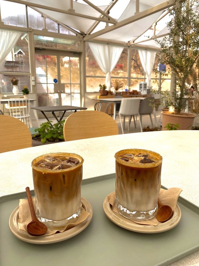 양평 대형 카페 추천☕️ (로우드, 칸트의 마을)
