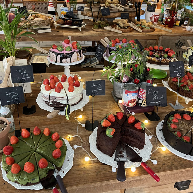 可愛すぎる！🍓🎂韓国ケーキ屋さん
