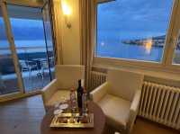 Panoramic Room at 16th with Lake Geneva View