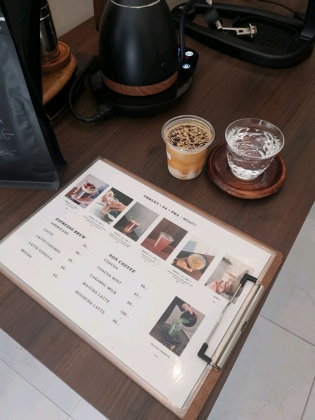 พฤษภา คาเฟ่ไม่ธรรมดาบ้านโป่ง