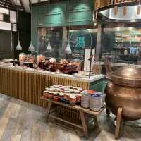 【澳門上葡京酒店】生日之旅，自助山食物種類多