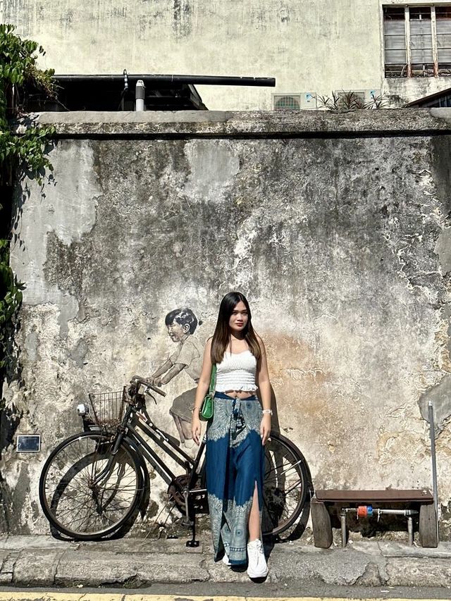 Lovely walk through Penang Street Art