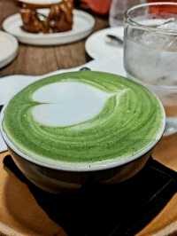 คาเฟ่ในบ้านร่มรื่นย่านนางเลิ้ง