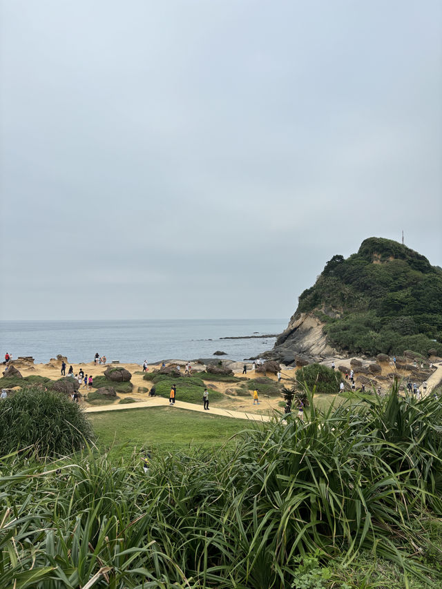 อุทยานหินแปลกริมหาดทะเลที่ Yehliu Geopark