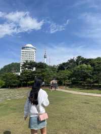 서울여행 장소로 딱인 서울N타워 백범광장, 엄마와 함께 💚