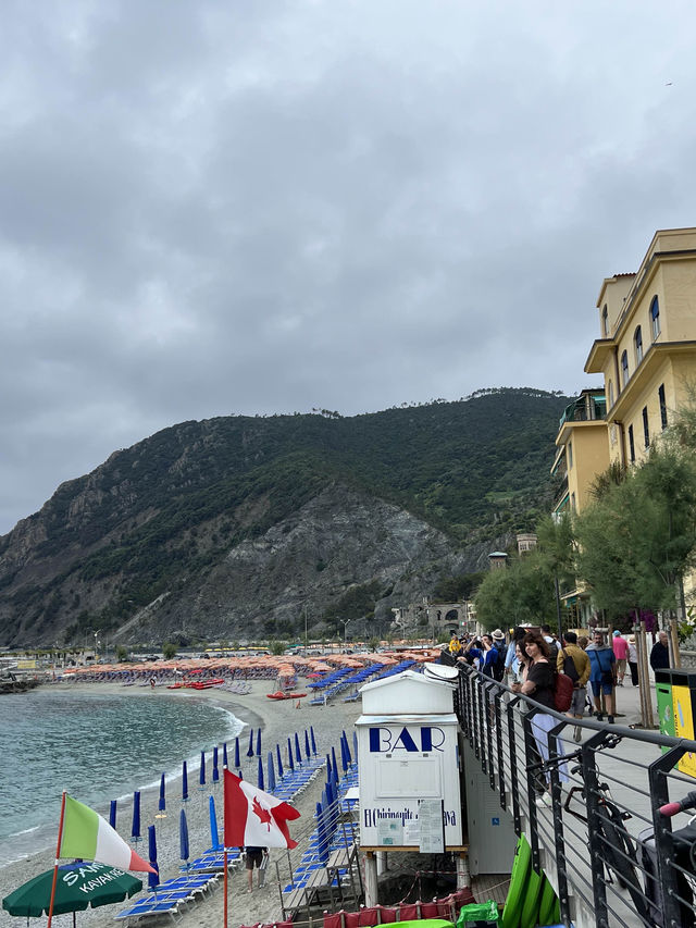 意大利🇮🇹五漁村迷人小鎮Monterosso😗海灘🏖️度假勝地