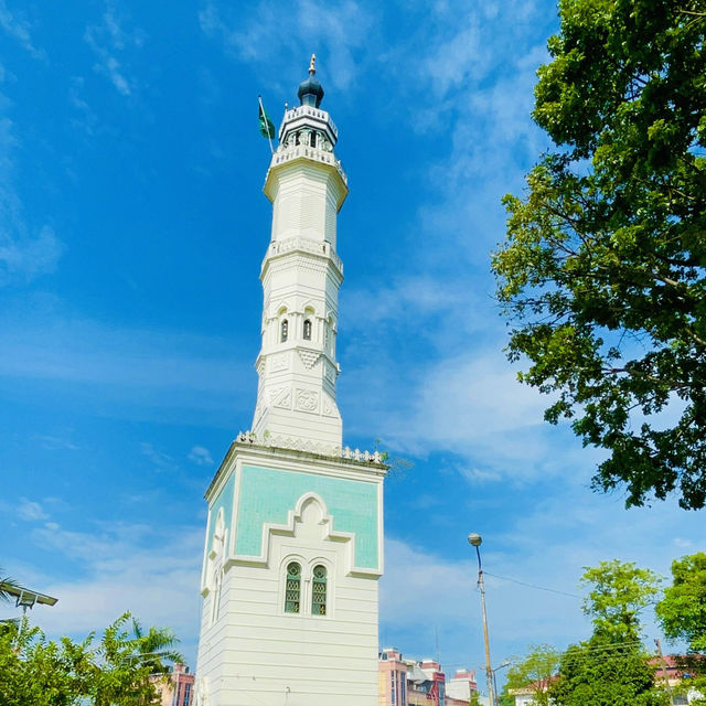 A journey into architectural splendor and cultural history🇮🇩