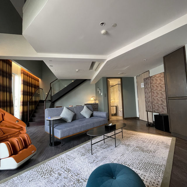 The Best Duplex Suite in George Town at The George!