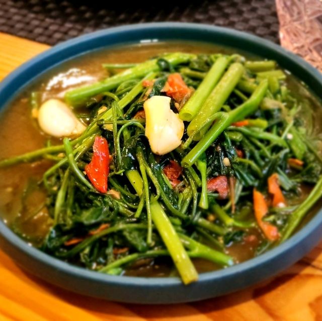 비엔티엔에서 즐기는 맛있는 저녁식사