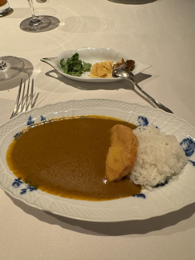 食材を選んで自分だけのコースを！サロンドグーのディナー