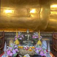 【泰國曼谷】臥佛寺：壯觀巨像，靜心冥想，必訪景點！