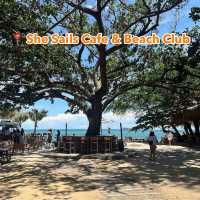 📍 She Sails Cafe & Beach Club 