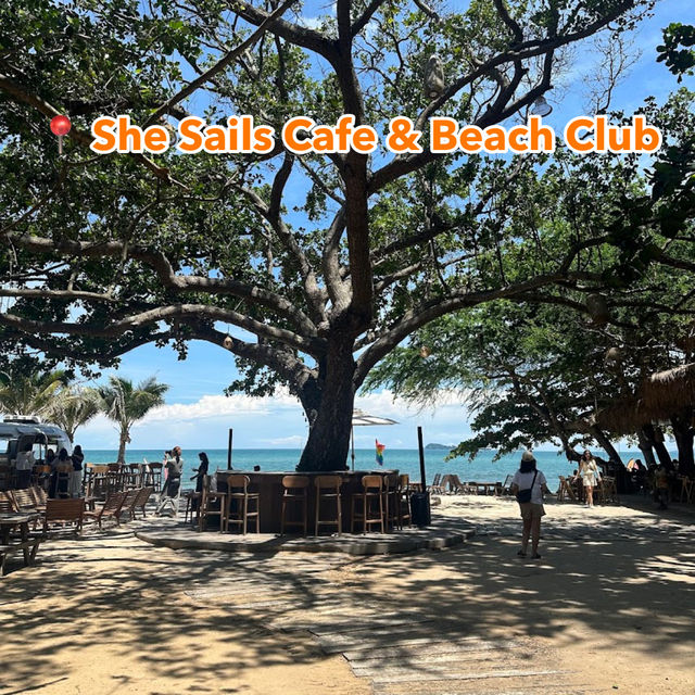📍 She Sails Cafe & Beach Club 
