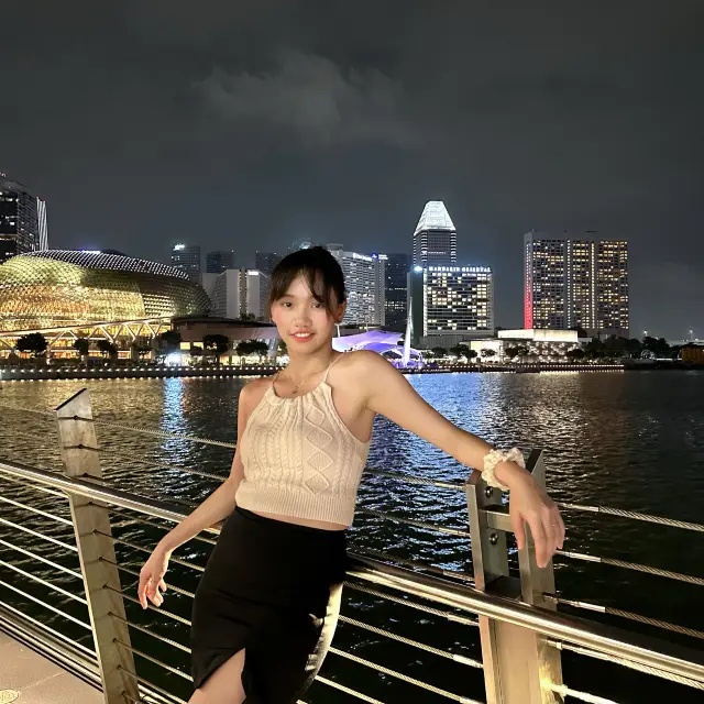 🇸🇬在新加坡曝光 