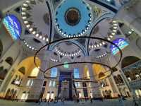 Çamlıca Camii 恰姆勒加清真寺🕌- 土耳其伊斯坦布爾最大最美的清真寺，適合打卡拍照📸