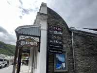 Charming quirky gold rush town! 