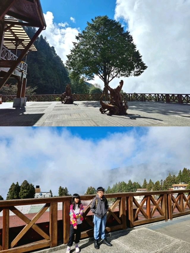 🚂 Alishan Train Station 