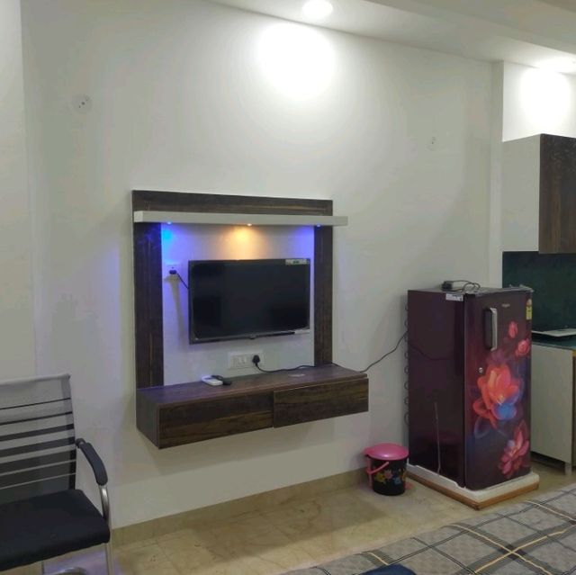 Fully Furnished Luxurious Studio Apartment in Gaur City Centre Greater Noida West 
