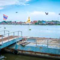 เจดีย์เอียง เกาะเกร็ด โบสถ์สวย นนทบุรี 