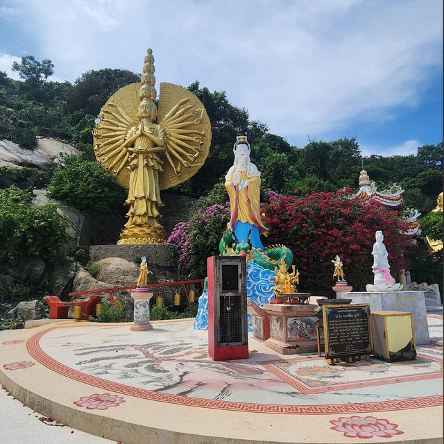 華欣的山頂寺廟 — 筷子山寺（Wat Khao Takiap）