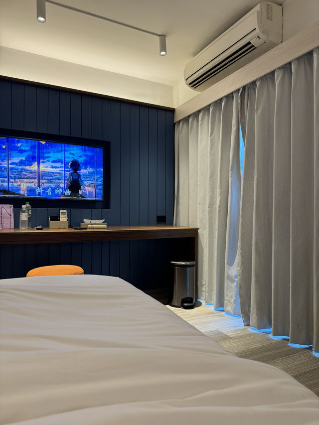 Amber Hotel 