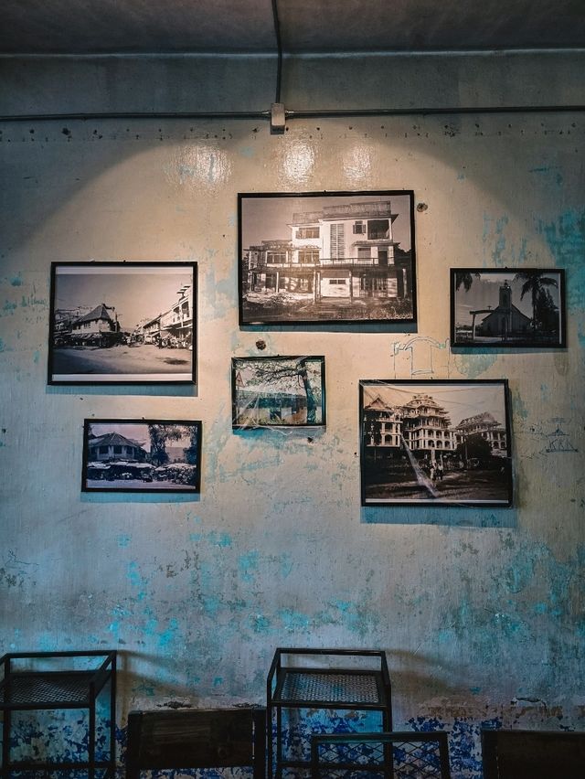 CC1971 Cafe' @Pakse