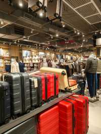 Minimalist Shopping Experience at MUJI Malaysia