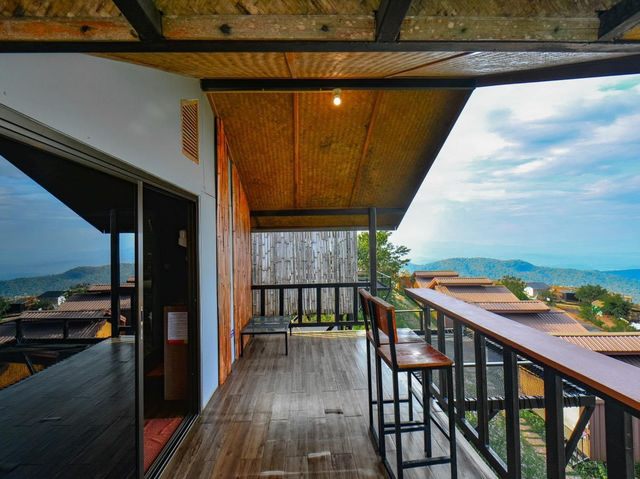 ที่พักบนภูเขาสูงวิว360องศาสุดอลังการ