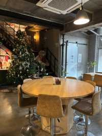 크리스마스 소품 가득한 [딥고잉]🎄