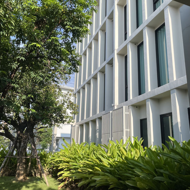 โรงแรมมินิมอล งบประหยัด Pillows boutique hotel 