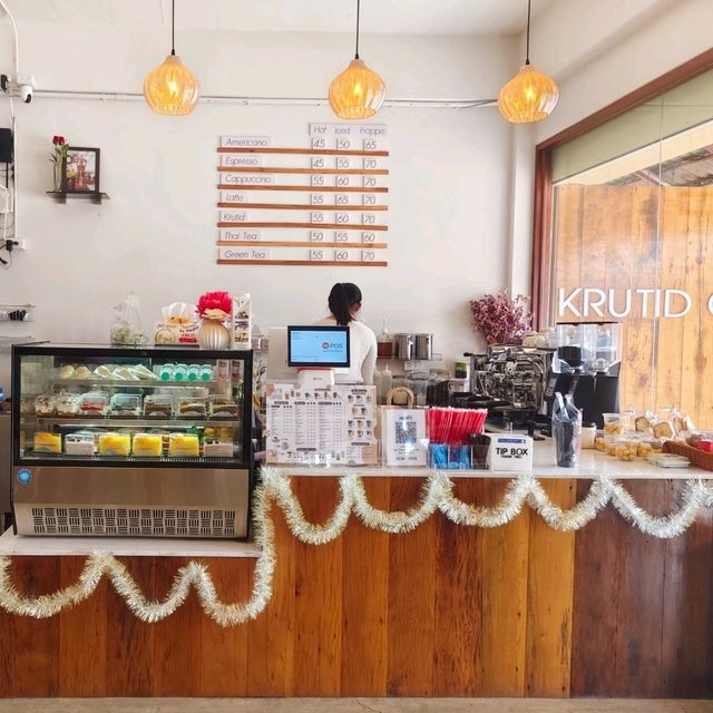 ร้านกาแฟน่ารักในเมืองเล็กๆ @ ชัยนาท