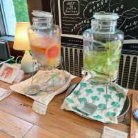 大阪古蹟內的北歐cafe！中之島圖書館Smørrebrød Kitchen