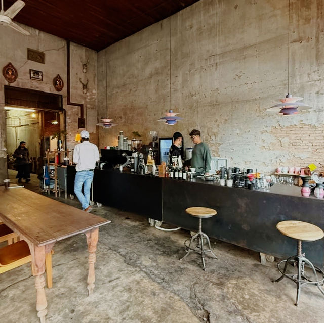  Brewing Perfection at Flo Coffee Brewers