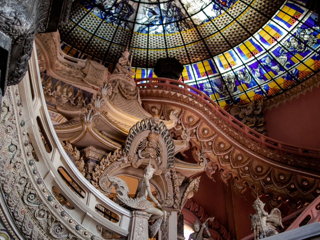 泰國Erawan Museum 華麗神殿內部裝飾令人讚嘆