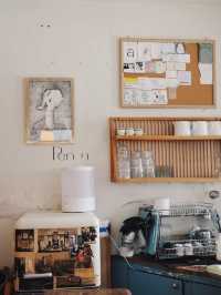 田浦洞的隱藏版質感咖啡館 深藍色的歐式魅力PENAN Café