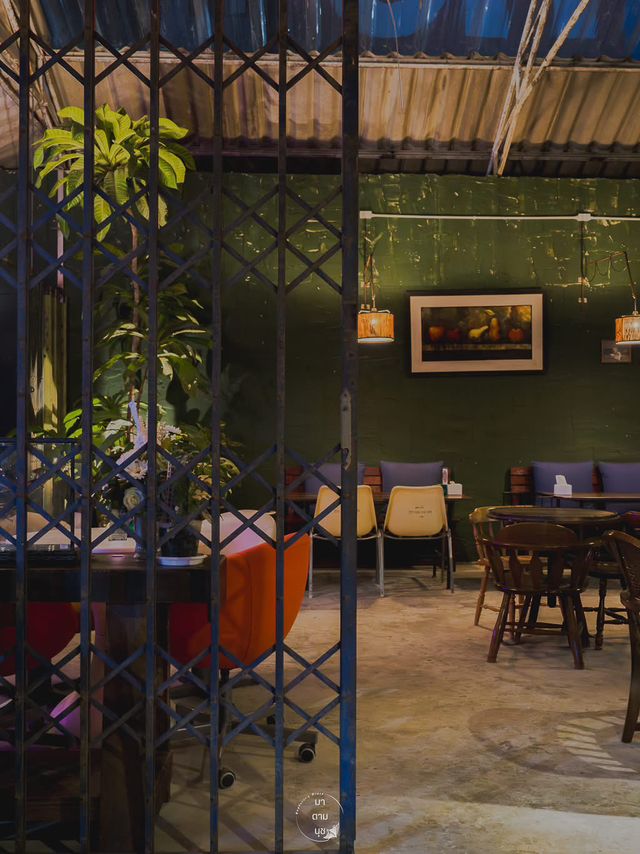 ระรื่น กระบี่ Restaurant & Bar 