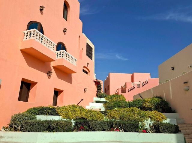 Amazing Mina District