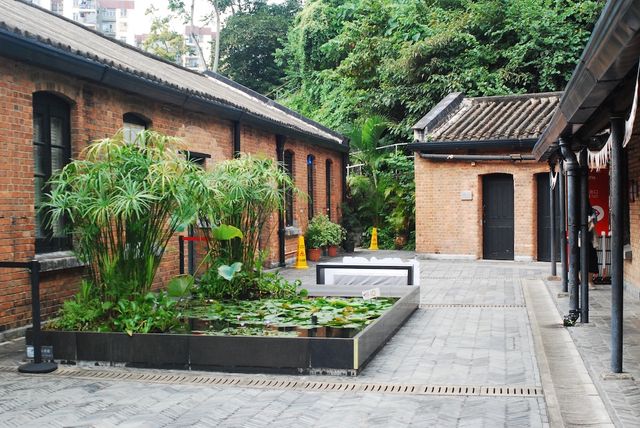 Celebrating the Famous Sinologist Jao Tsung-I at the Jao Tsung-I Academy