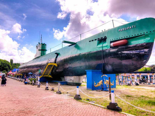 fascinating mix of culture, history, and modern attractions