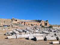 希拉波利斯 Hierapolis，棉堡之上的希臘羅馬風格古城
