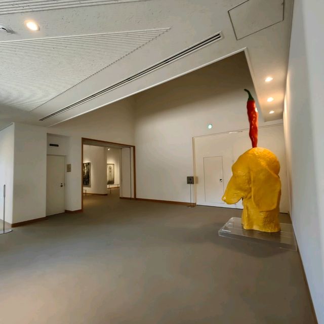 一日的文青旅人～大分市美術館
